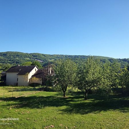 La Clematite D'Olt Apartment Saint-Come-d'Olt Luaran gambar