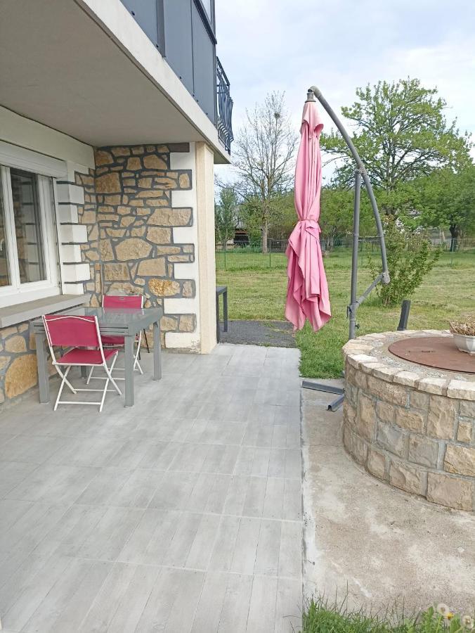 La Clematite D'Olt Apartment Saint-Come-d'Olt Luaran gambar