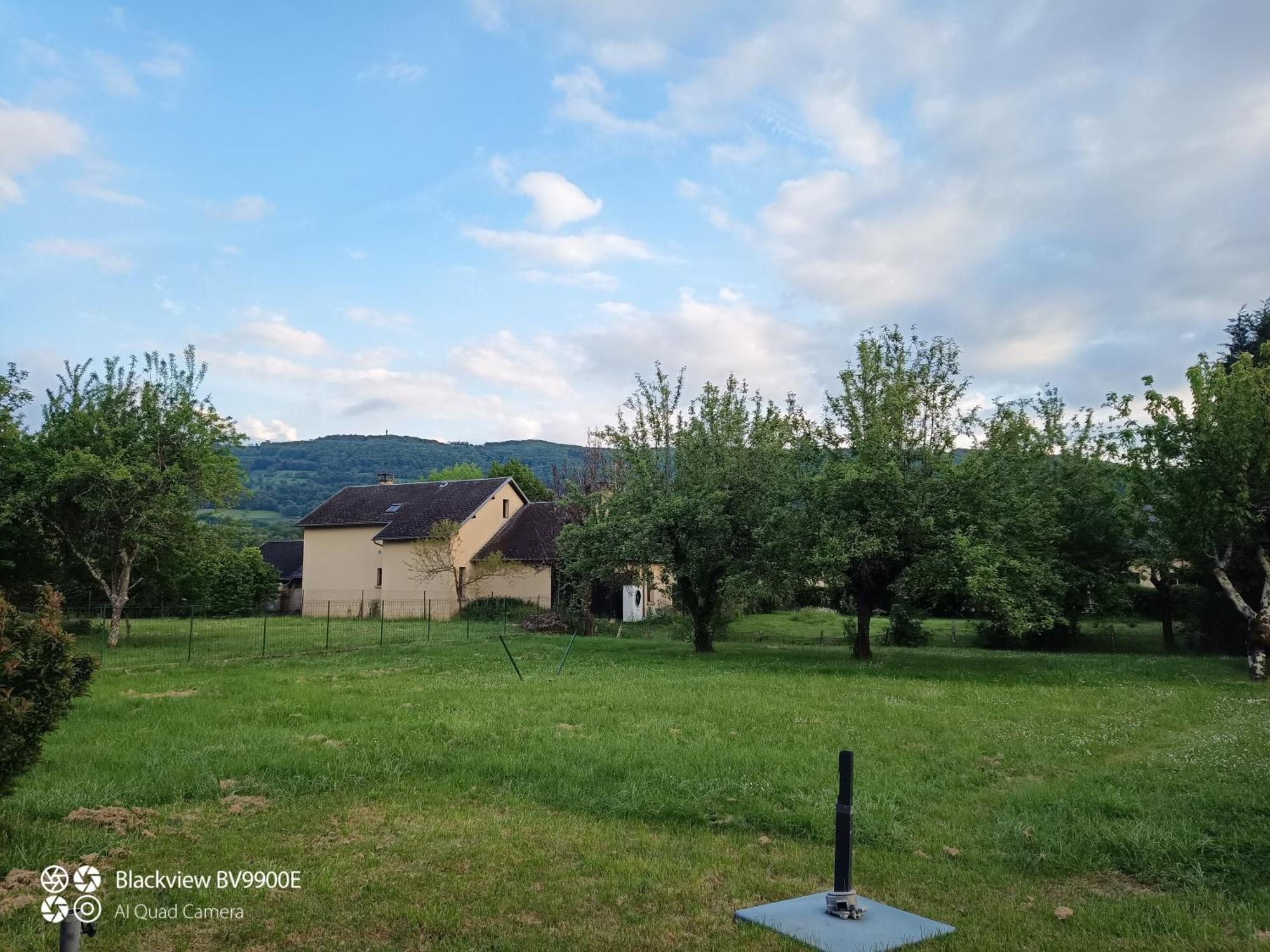 La Clematite D'Olt Apartment Saint-Come-d'Olt Luaran gambar